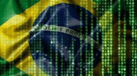 Mais de 227 mil cartões de crédito de brasileiros estão à venda na dark web